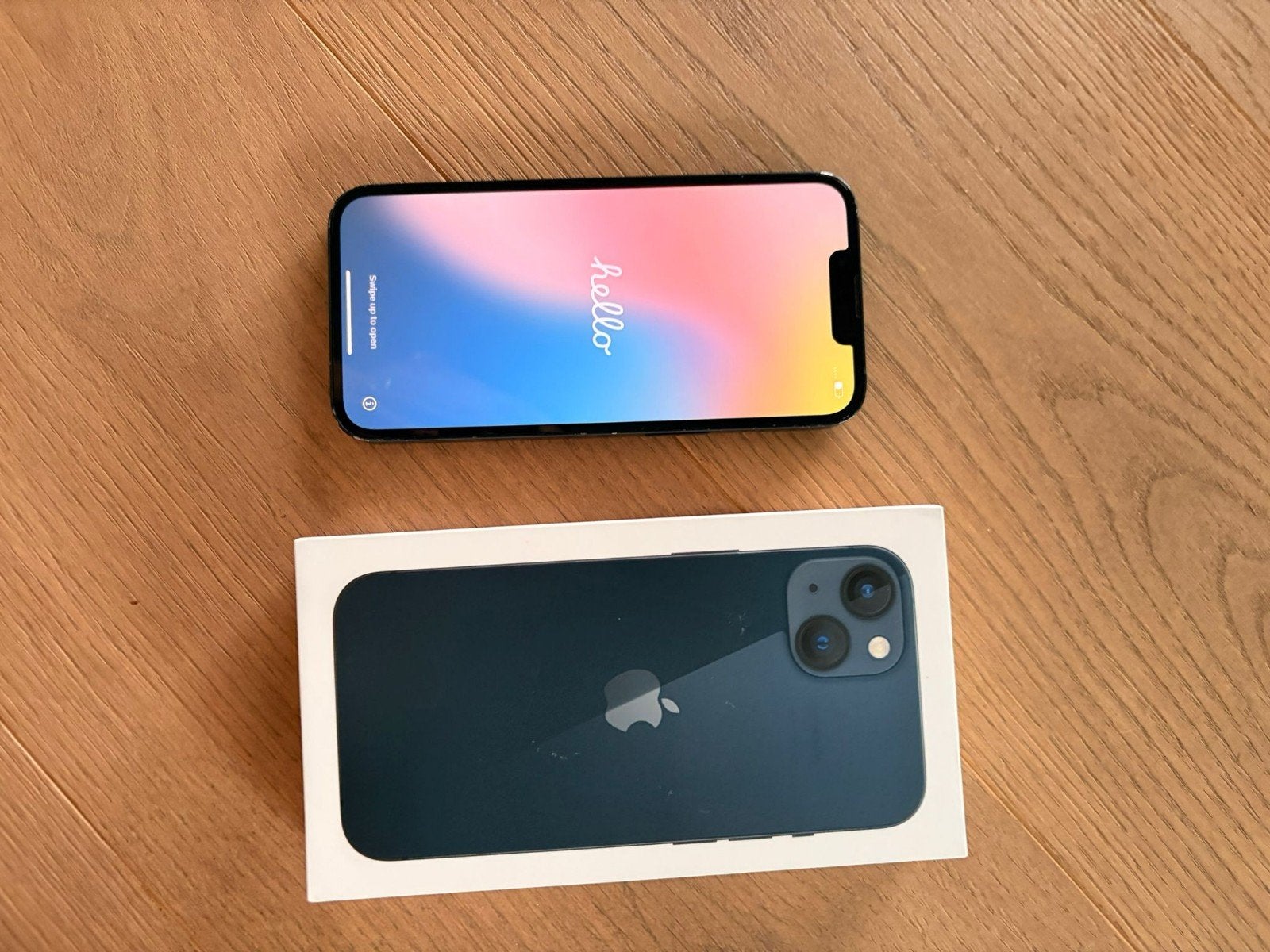 iPhone 13 - 128 Go - Bon état avec chargement sans fil uniqu, Enlèvement ou Envoi, Noir, 128 GB, IPhone 13