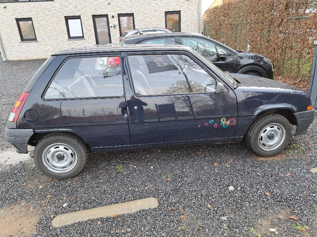 Keileuke Renault R5, Auto's, Renault, Particulier, Benzine, Stadsauto, 3 deurs, Handgeschakeld, Blauw, Stof, Voorwielaandrijving