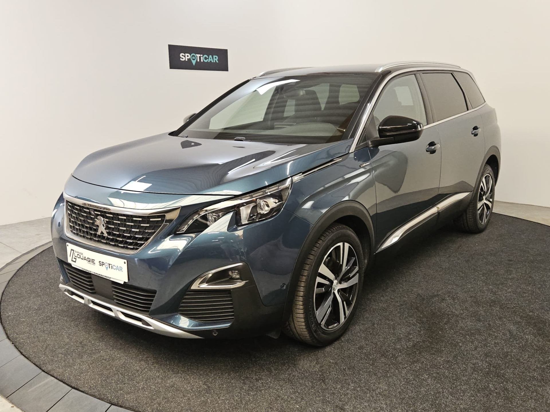 Peugeot 5008 1.2 GT Line manueel - 5 zit (bj 2019), Gebruikt, Euro 6, Grijs, Onderhoudsboekje