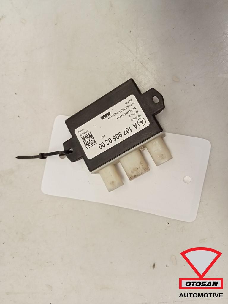 Module de hayon Mercedes A1679050200, Mercedes-Benz AG, Mercedes-Benz, Utilisé, Mercedesstrasse 120
70372  Stuttgart, DE