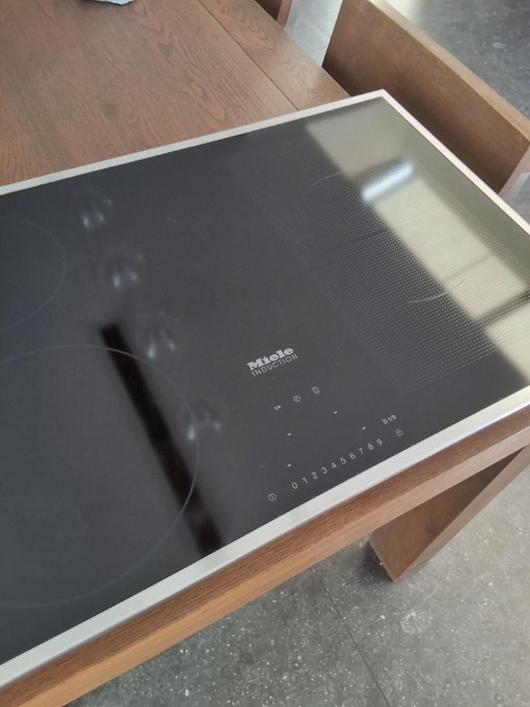 Inductiekookplaat MIELE INBOUW type KM 6307, Elektronische apparatuur, Kookplaten, Ophalen, 4 kookzones, Zo goed als nieuw, Energieklasse A of zuiniger