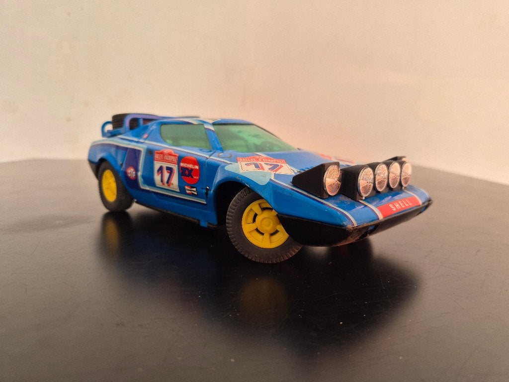 Voiture filoguidée Joustra Lancia Stratos Rallye HF, Échelle 1:24, Voiture on road, Enlèvement, Utilisé