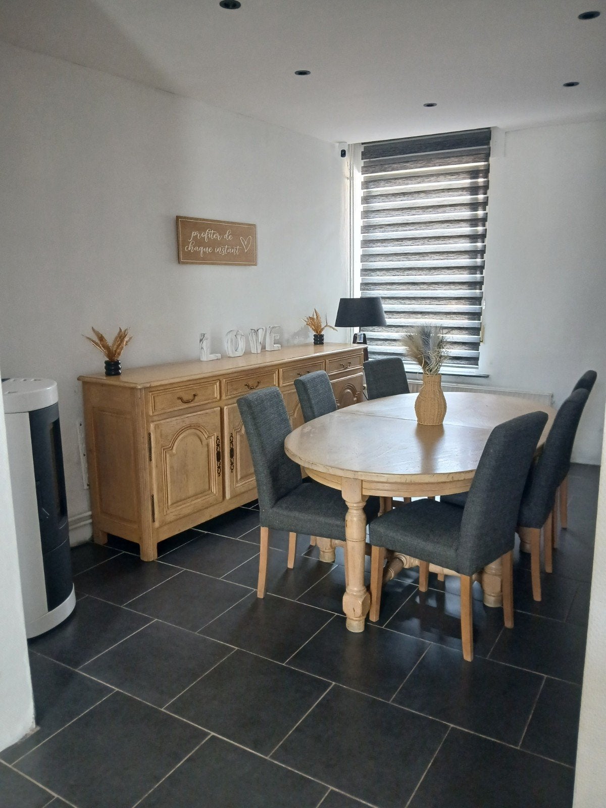 salle a manger de tonge, Huis en Inrichting, Stoffering | Vloerbedekking, Ophalen