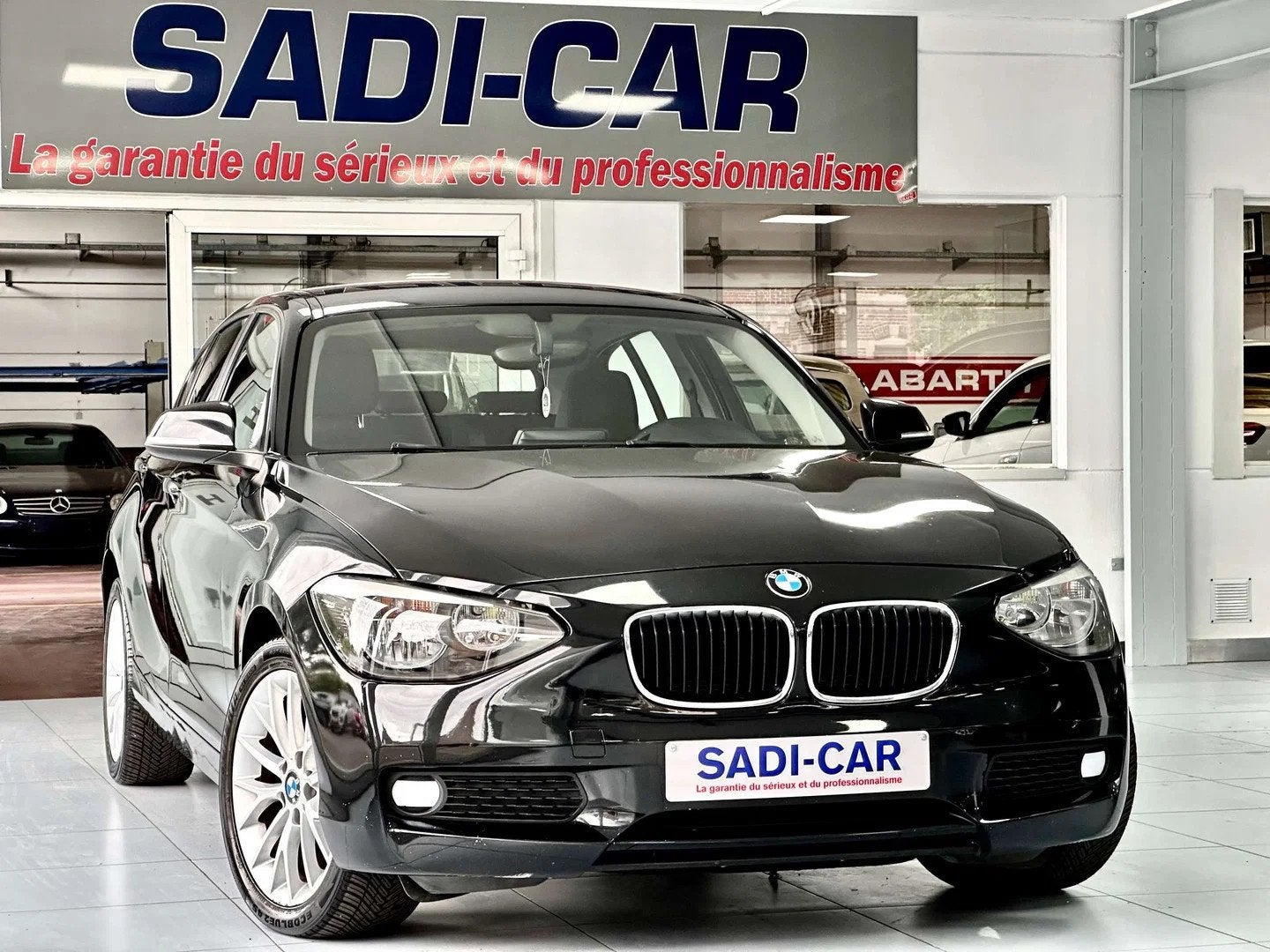 BMW 1 Serie 114 d 95cv - SPORTLINE, Autos, BMW, Euro 5, Achat, Entreprise, Noir