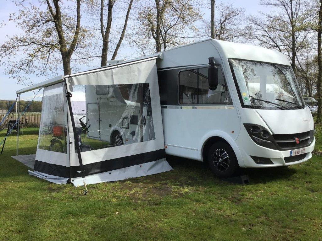 Burstner Lyseo Harmonie Line Integral 7,5 mètres 3850 kg, Jusqu'à 4, Boîte manuelle, Bürstner, Chauffage autonome