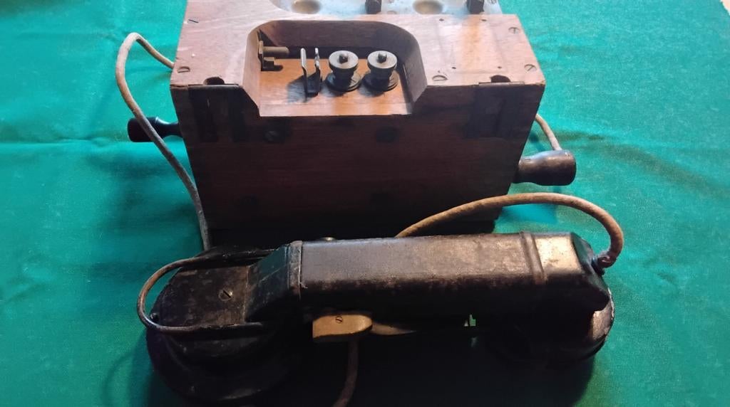 Veldtelefoon WW I, Verzamelen, Ophalen of Verzenden