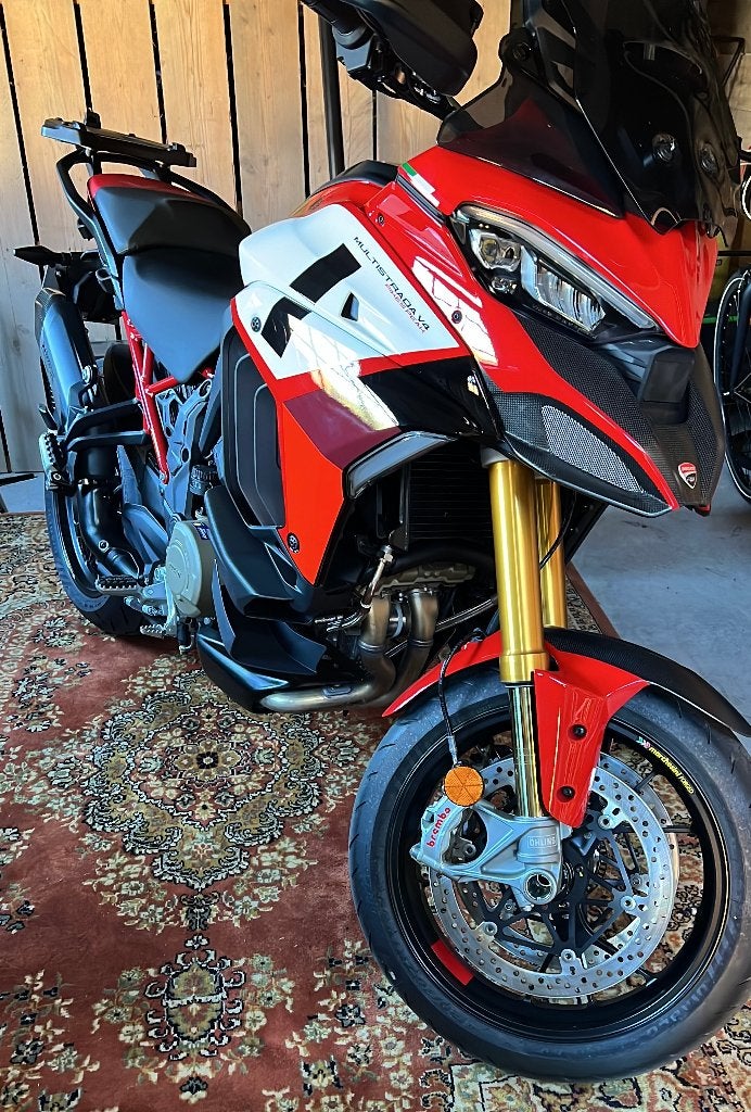 Ducati Multistrada V4 Pikes Peak, Motoren, 4 cilinders, Motorrijbewijs A, Handvatverwarming, Gebruikt