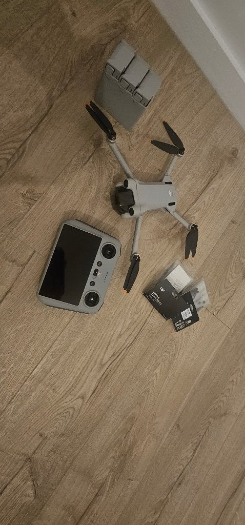 DJI Mini 3 Pro Fly More Combo – 3 batterijen + extra gimbal, Ophalen, Gebruikt, Cameradrone, 15 tot 30 minuten