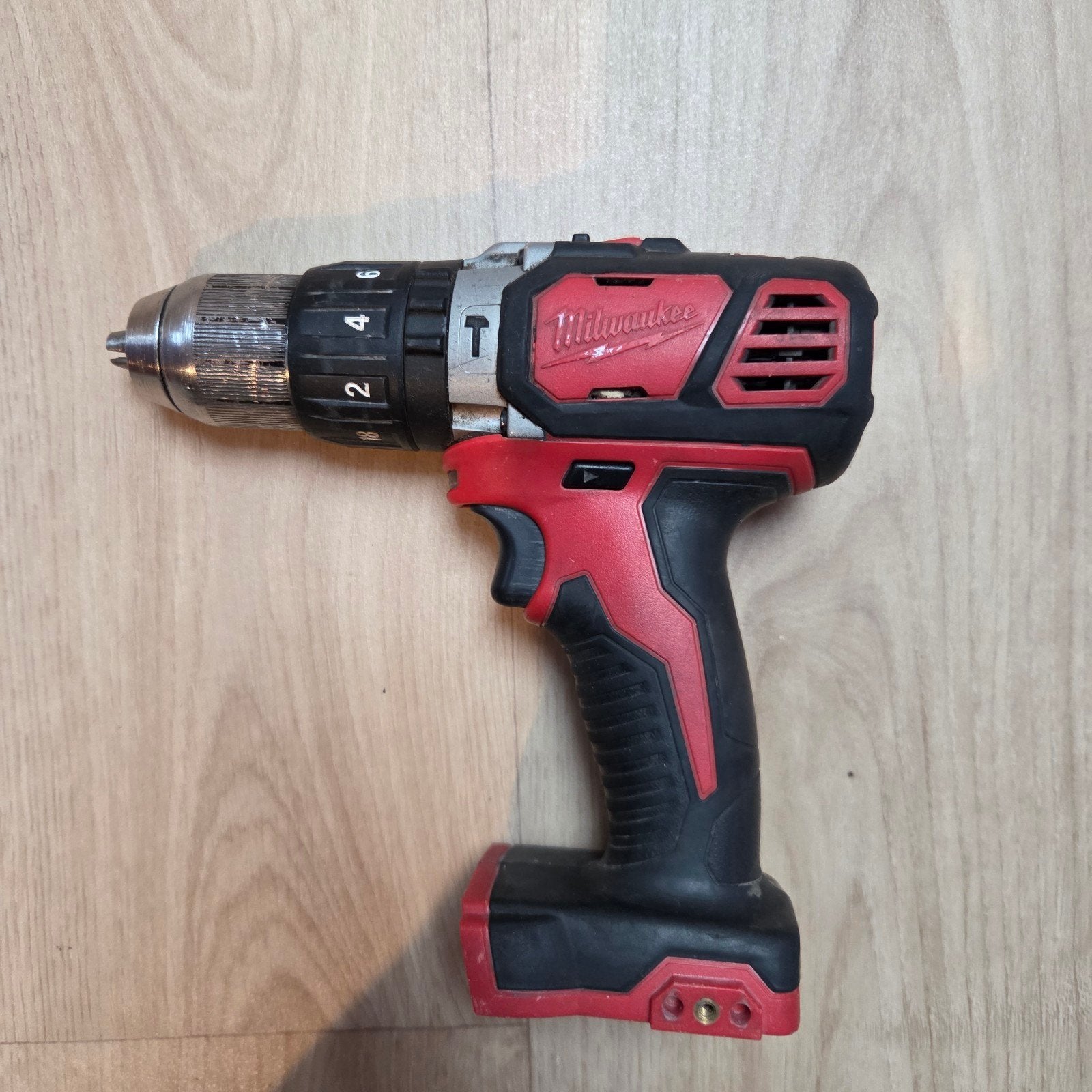 Milwaukee M18 BPD-0 18V Li-Ion accu klopboor-schroefmachine, Doe-het-zelf en Bouw, Ophalen of Verzenden, Gebruikt, Boor- en Schroefmachine