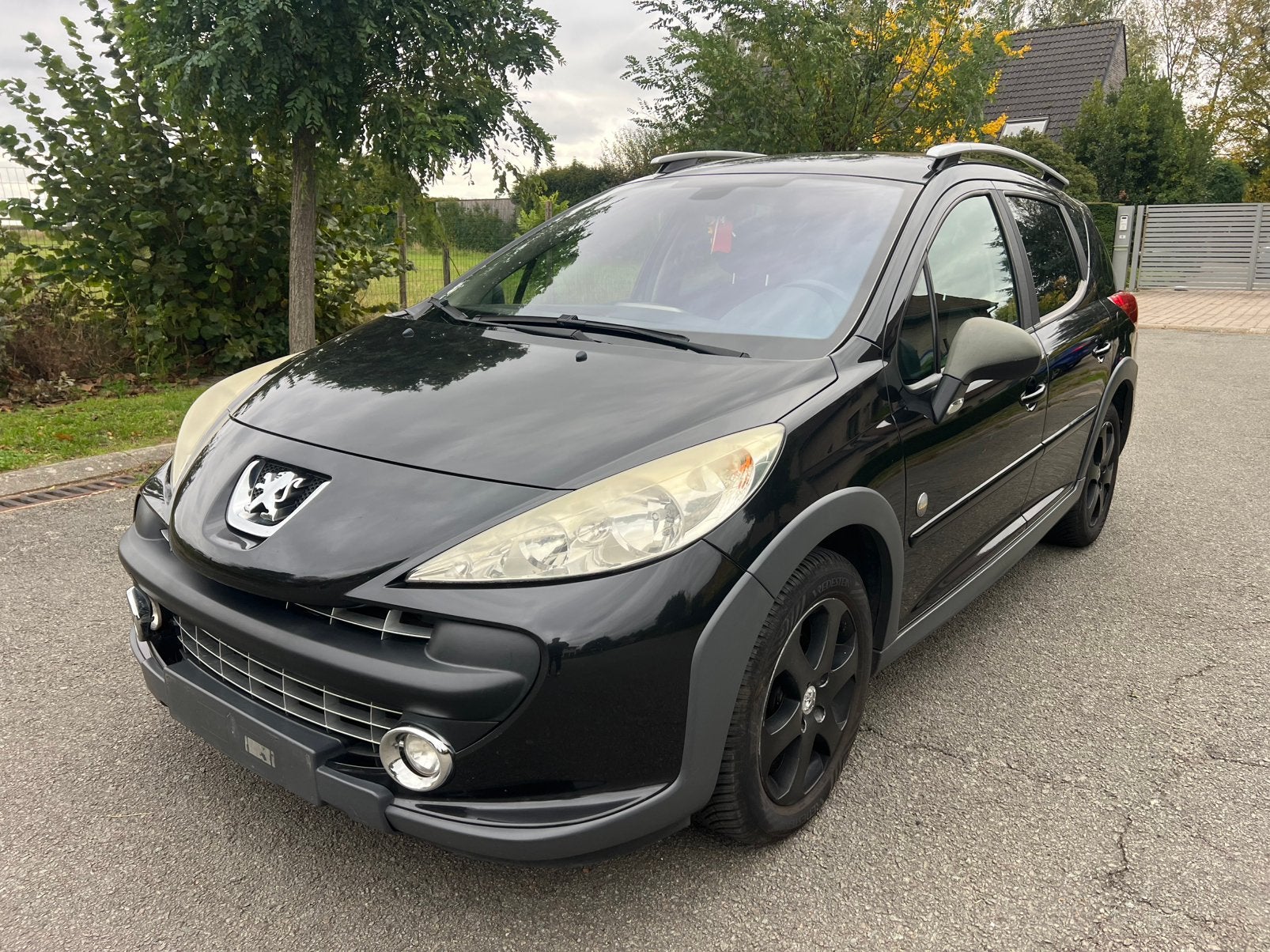 Peugeot 207/1.6HDi/2008/255.000 km/Euro4/Airco/Carnet, Zwart, Zwart, Bedrijf, 5 deurs