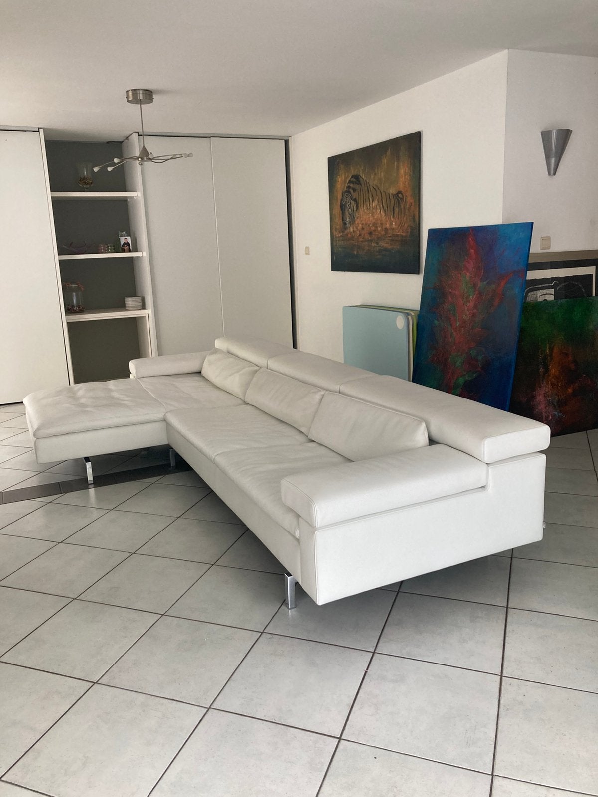 Magnifique Jori Shiva en cuir blanc, Enlèvement