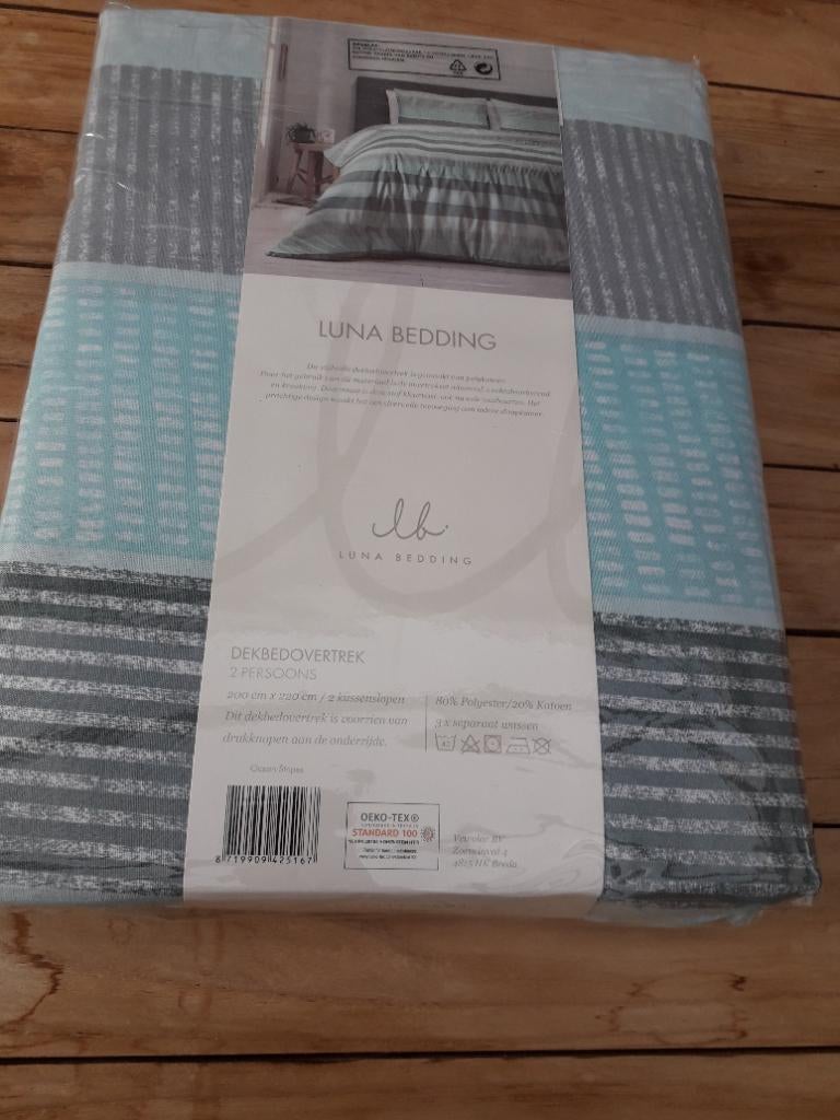 Nieuw mooi dekbedovertrek 200x220, Blauw, Dekbedovertrek, Ophalen of Verzenden, Nieuw