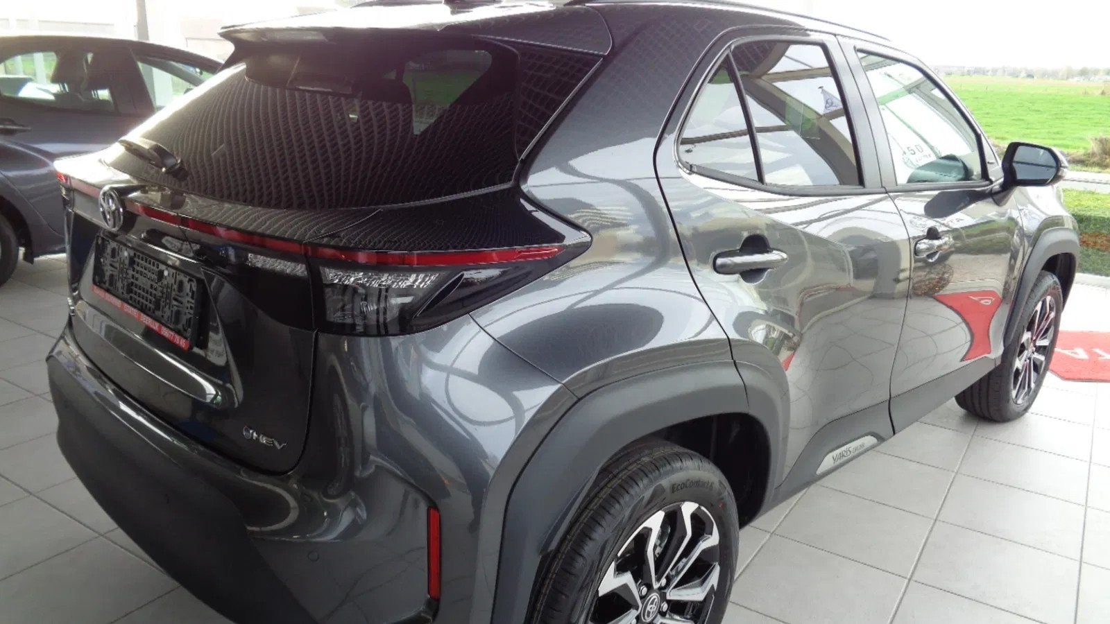 Toyota Yaris Cross EXECUTIVE HYBRIDE + PACK (bj 2025), Auto's, Toyota, Automaat, Stof, Gebruikt, Overige kleuren