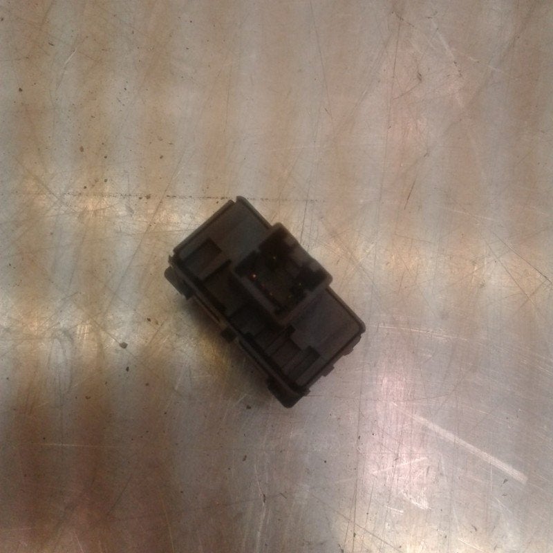 COMMUTATEUR Nissan Micra (K12) (01-2003/06-2010), Utilisé, Nissan