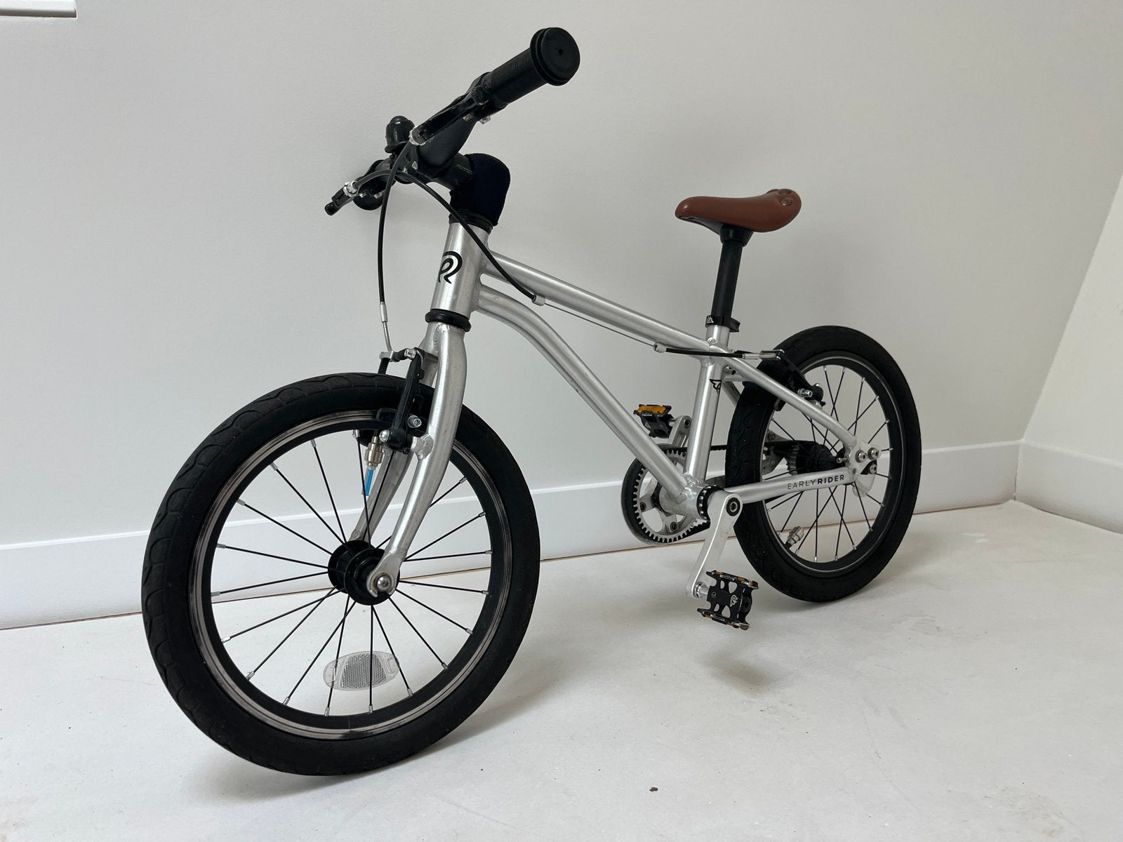 Kinderfiets Early Rider Belter 16, Fietsen en Brommers, Ophalen, Zo goed als nieuw