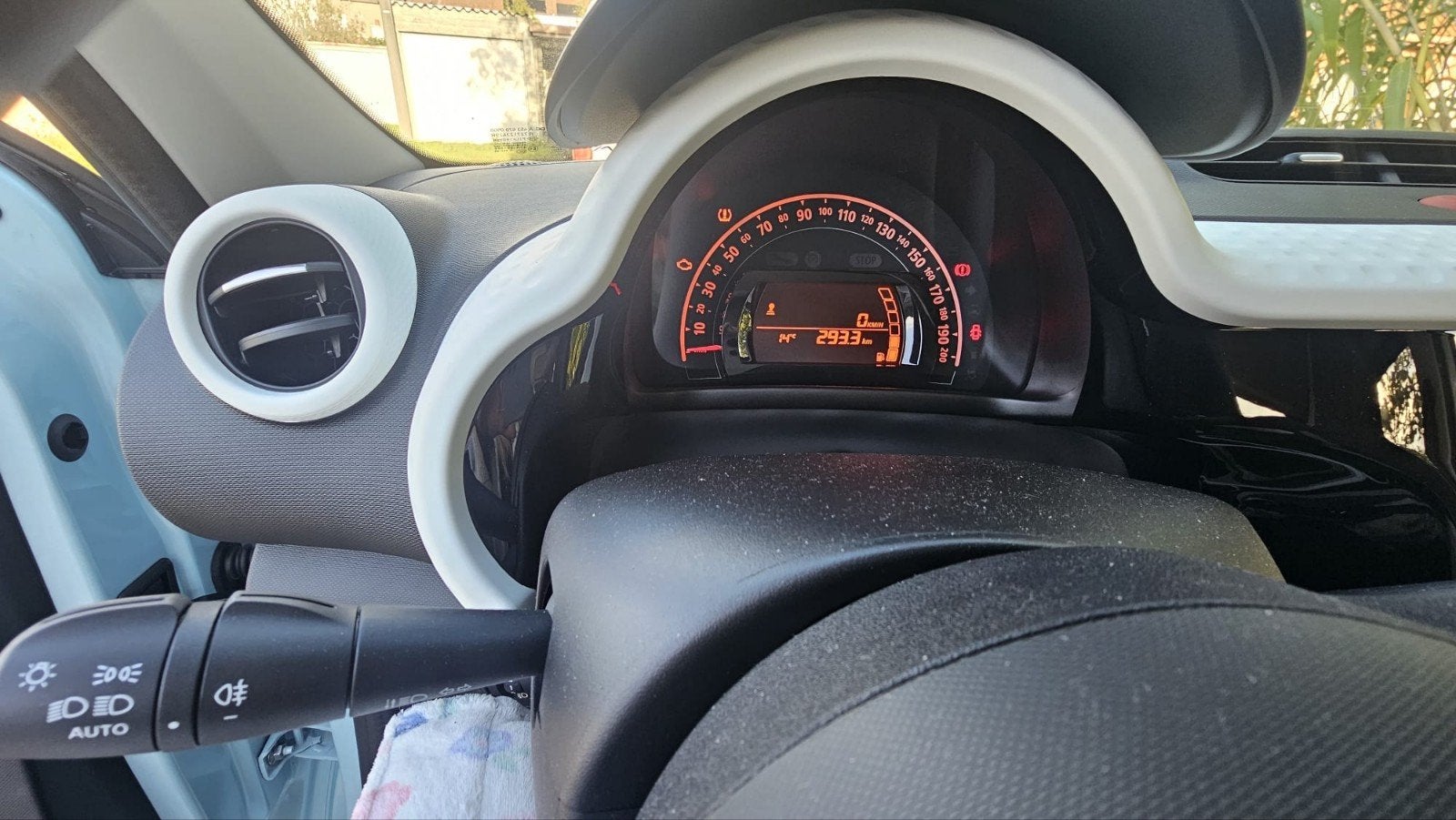 Twingo 3 équilibre SCE 65, Euro 6, Ordinateur de bord, 48 kW, Noir