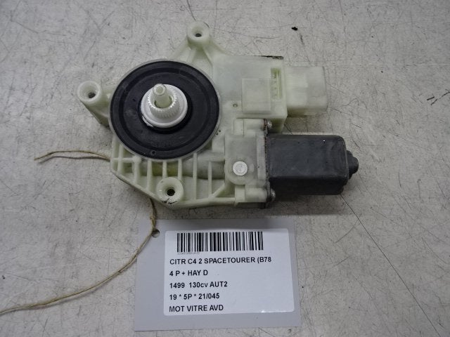 MOTEUR LEVE VITRE ELECTRIQUE AVANT DROIT (9825709680), Utilisé, Avant, Citroën