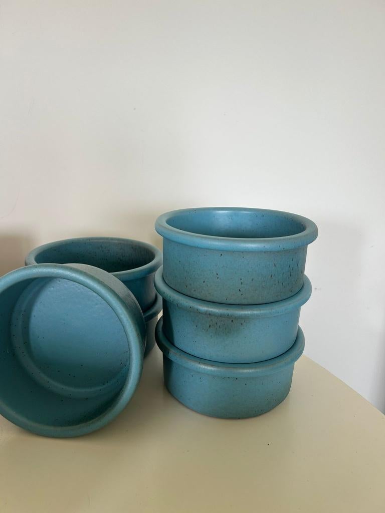 6 Blauwe keramische bloempotjes / schaaltjes / kommen – set, Huis en Inrichting, Ophalen, Keramiek, Nieuw, Kom(men)