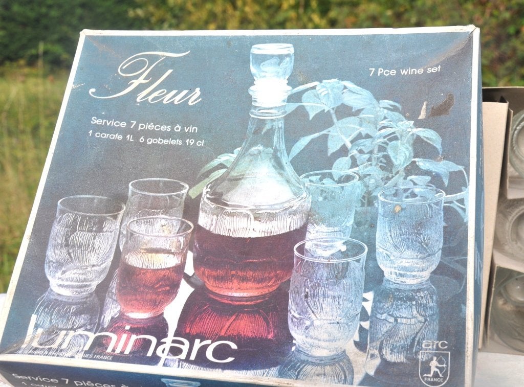service a vin vintage état neuf modèle fleur de luminarc, Enlèvement ou Envoi