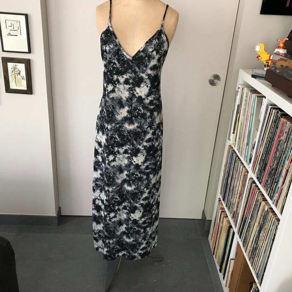 Lange jurk Zara maat Medium, Kleding | Dames, Jurken, Ophalen of Verzenden, Zo goed als nieuw