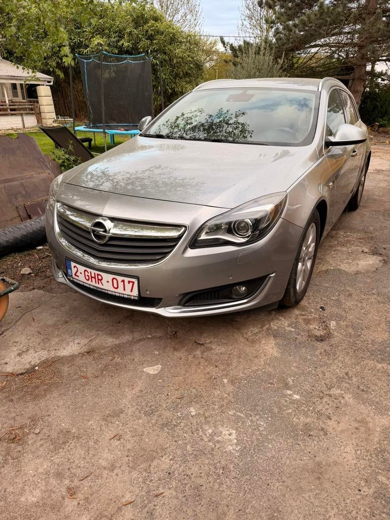 Opel insignia 2.0 cdti, Auto's, Voorwielaandrijving, Euro 5, Navigatiesysteem, Zwart