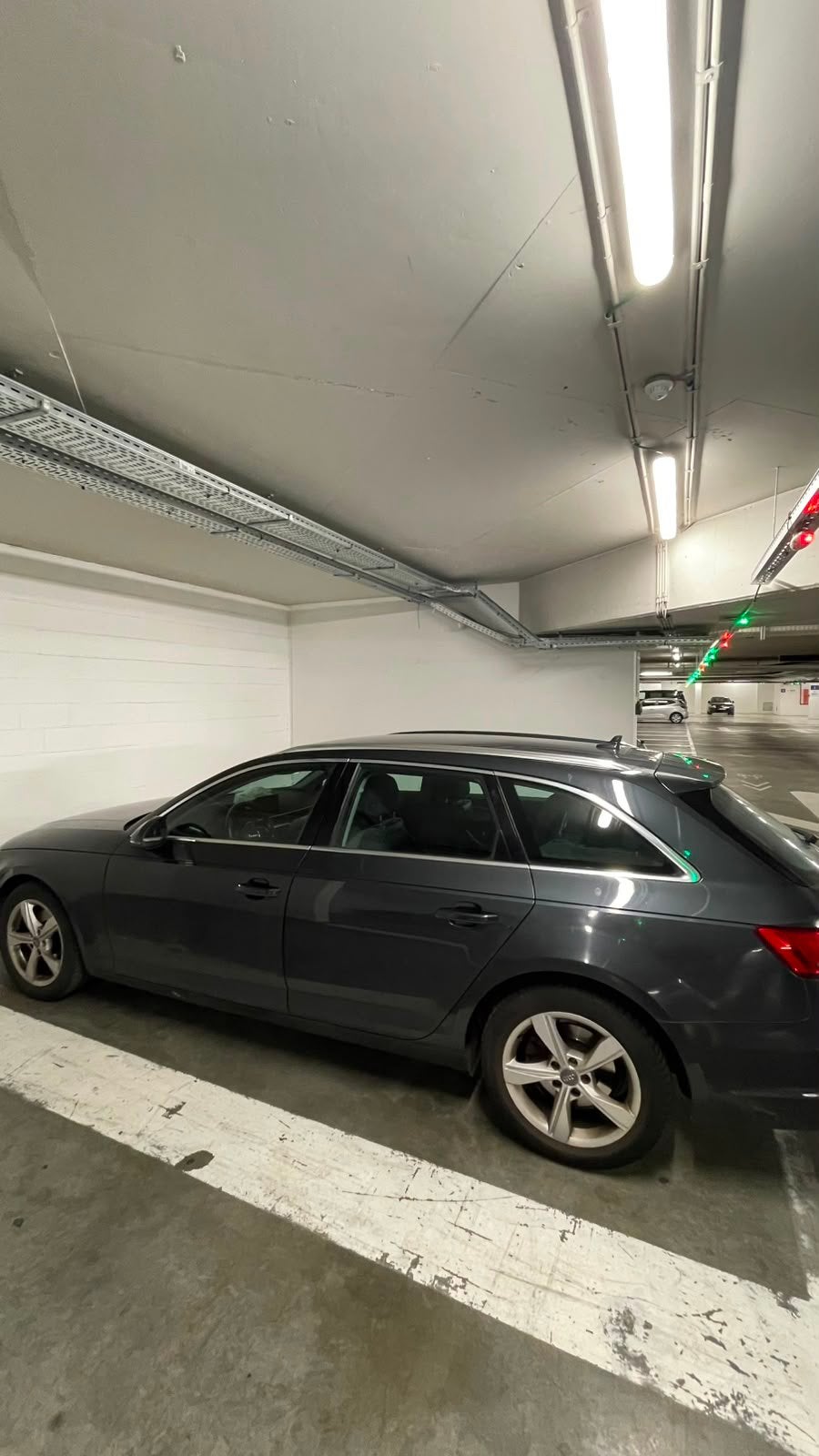 Audi A4 2.0l, Autos, Audi, 90 kW, Argent ou Gris, Achat, Euro 6