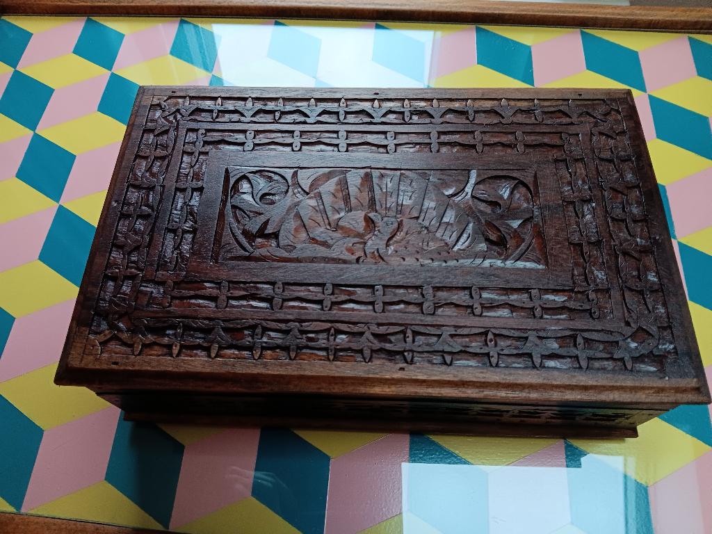 kist/doos indonesisch hout handwerk (groot model), Ophalen of Verzenden