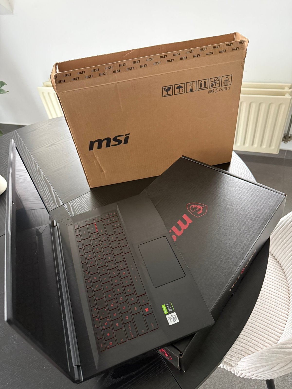 Msi laptop, Ophalen, Zo goed als nieuw