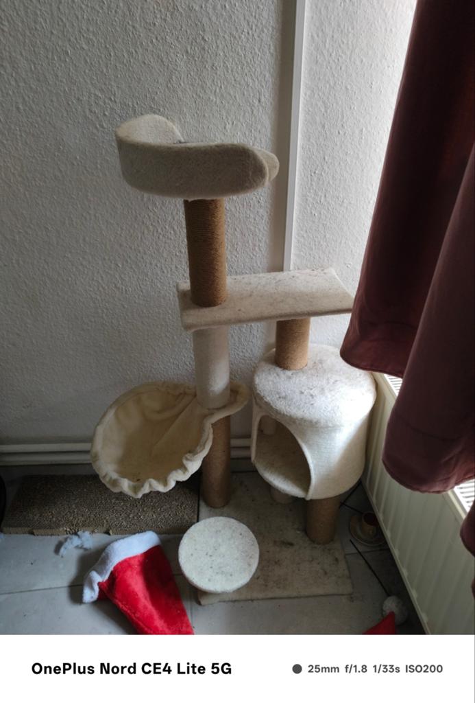 Arbre a chat Trois étages a vendre, Enlèvement ou Envoi, Utilisé, Pièces de meubles à gratter