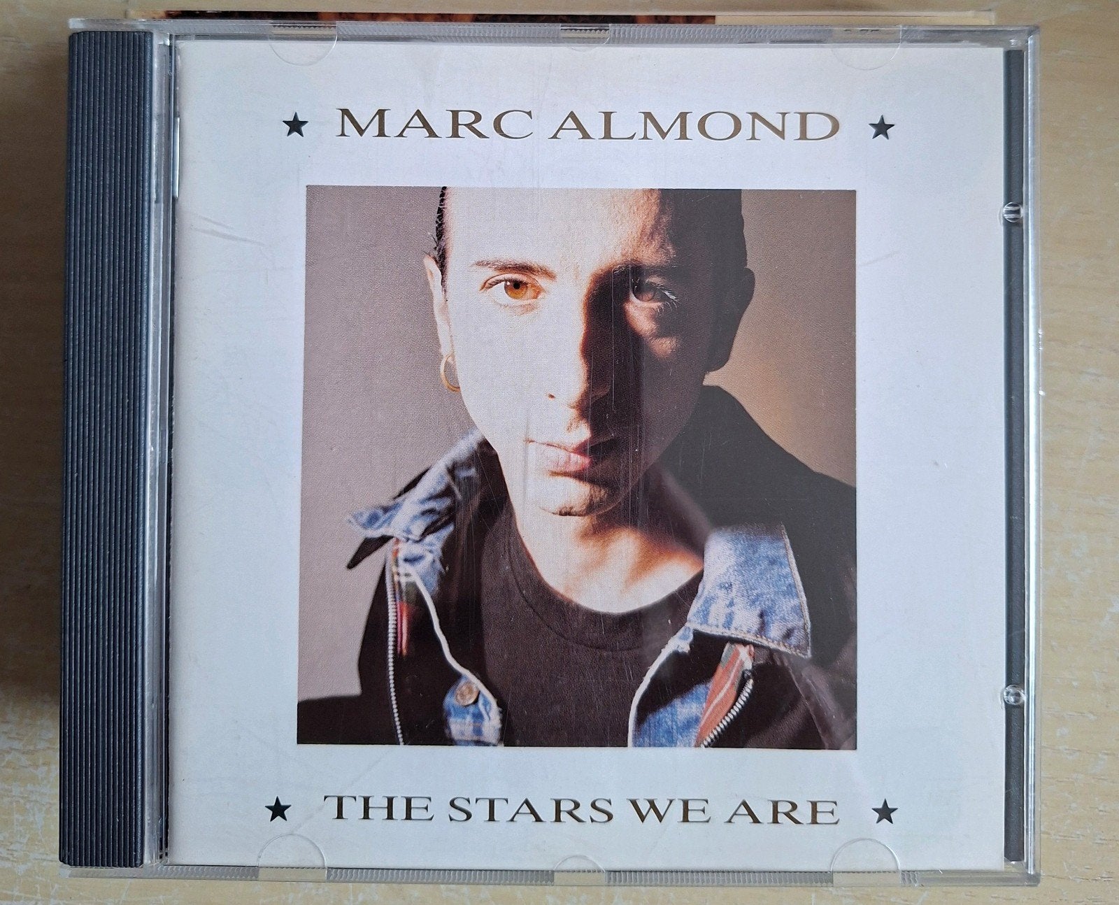CD. Marc Amande. Les stars que nous sommes., Enlèvement ou Envoi