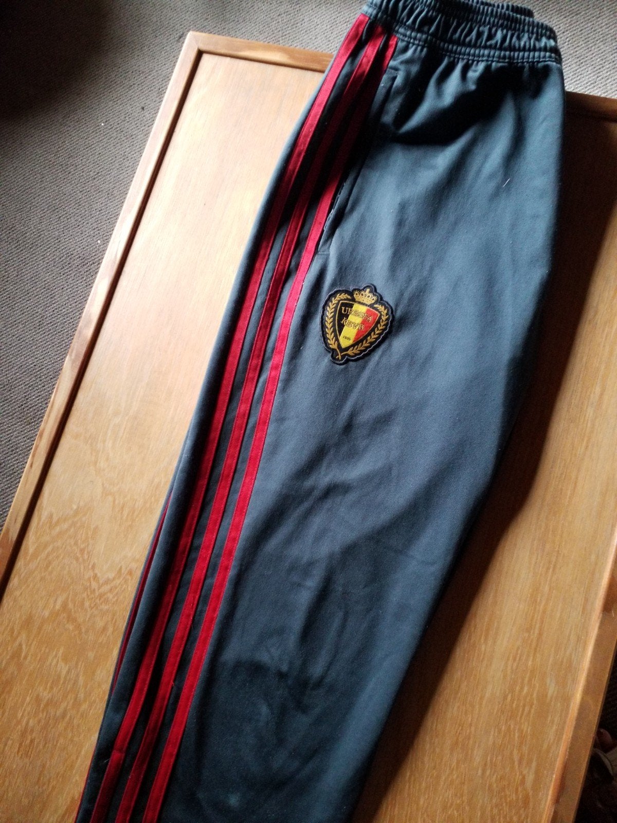 pantalon de sport, Enlèvement ou Envoi