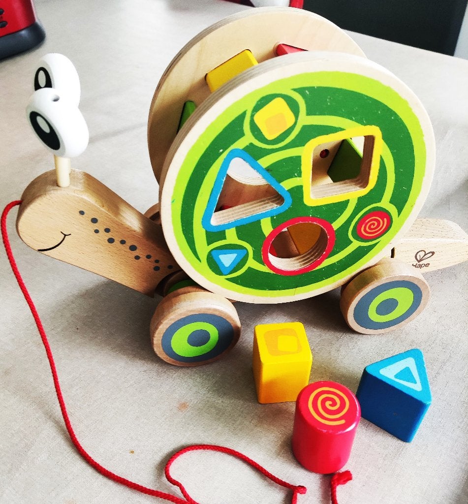 Hape Loopslak met Vormenspel - Houten Trekfiguur met Blokken, Kinderen en Baby's, Speelgoed | Houten speelgoed, Ophalen, Zo goed als nieuw