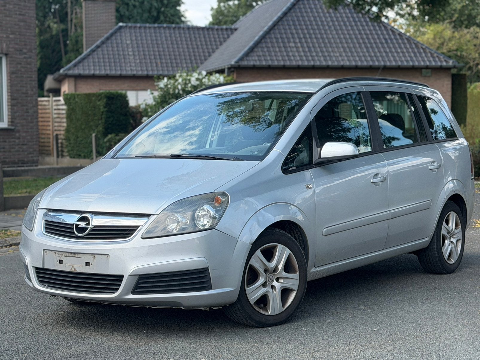 Opel Zafira 1,9 Diesel 7 plaats zonder controle
