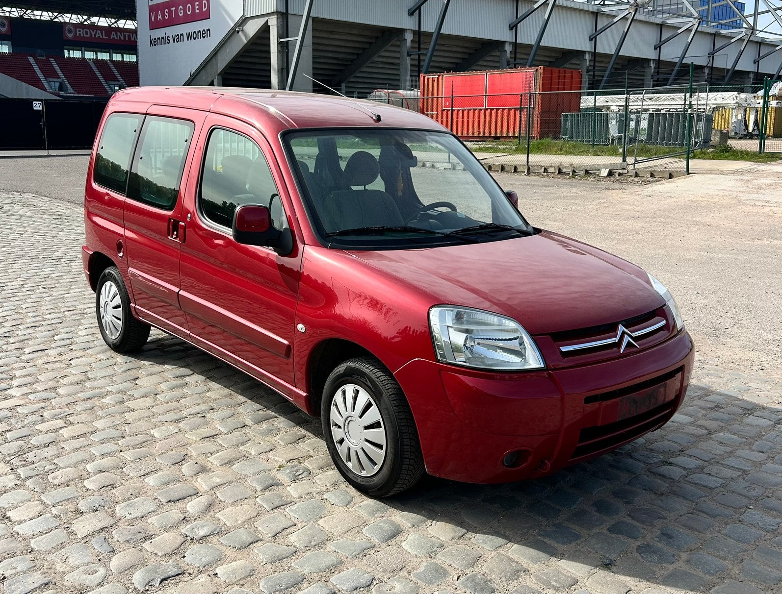 CITROËN BERLINGO 2006 • 1.4Benzine • 244.000KM • AUTOBENCH, Monovolume, Berlingo, Handgeschakeld, Particulier