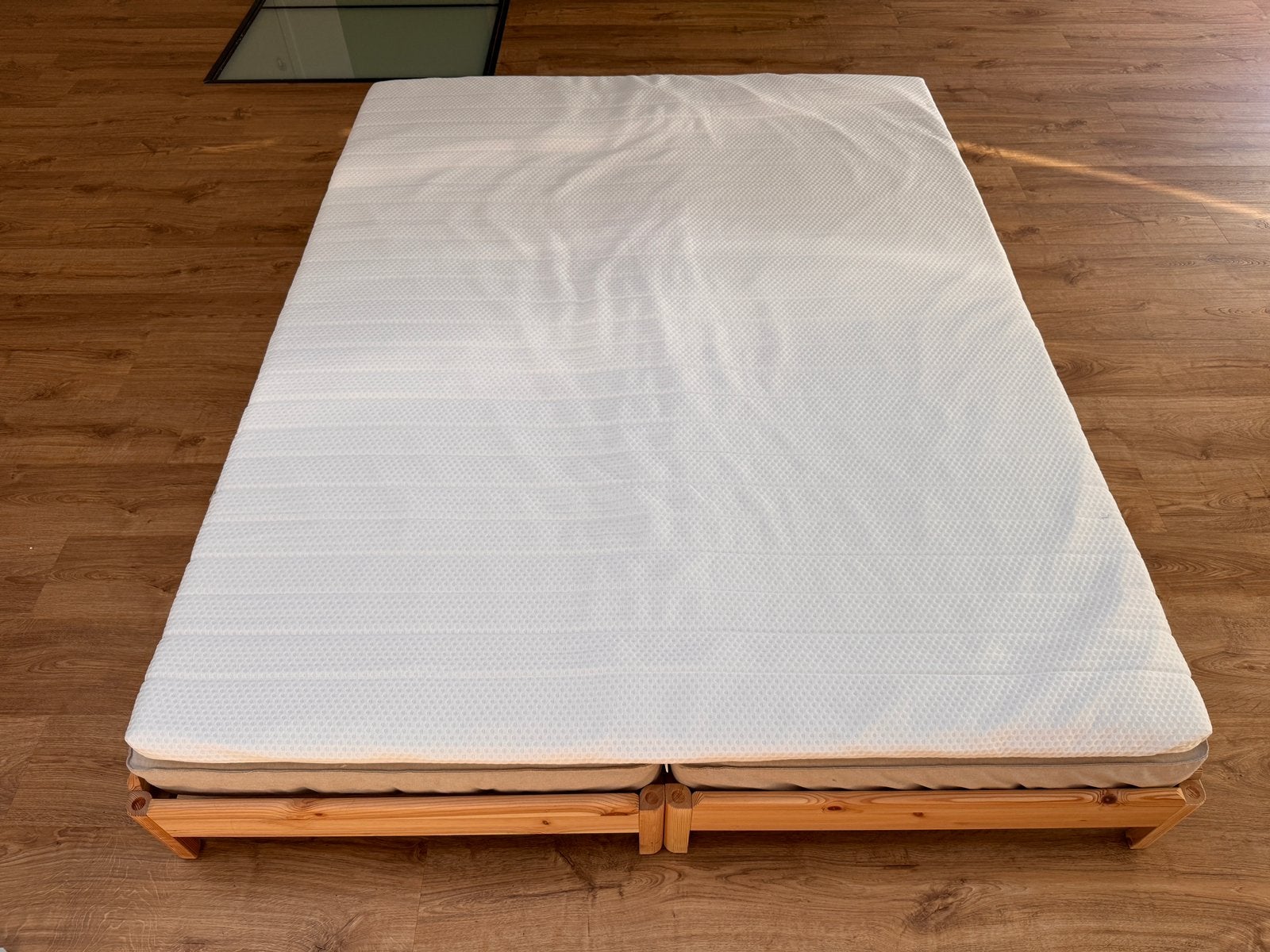 Nouveau ! IKEA Utåker - avec 1 x Nisseholm et 2 x Vannareid, Comme neuf, Enlèvement, Sommier, 200 cm