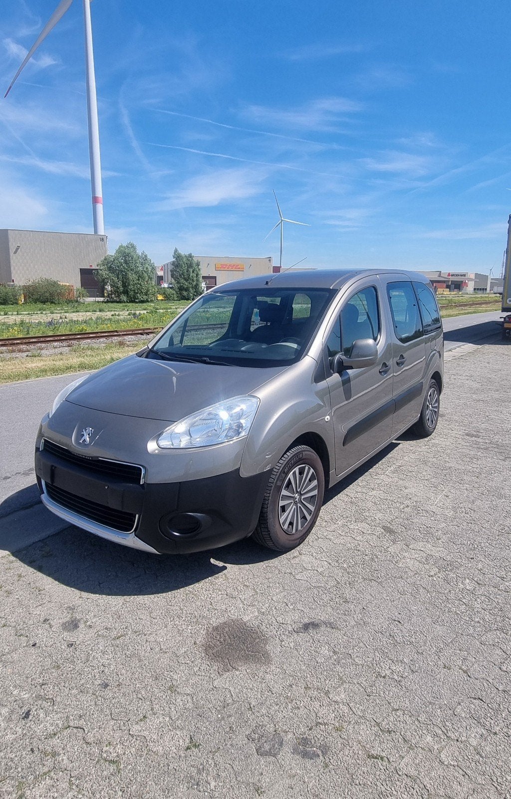Partner Tepee 1.6 Benzine – 150.000 km – Airco – Trekhaak, Auto's, Peugeot, Particulier, Partner, Airconditioning, Trekhaak, Benzine