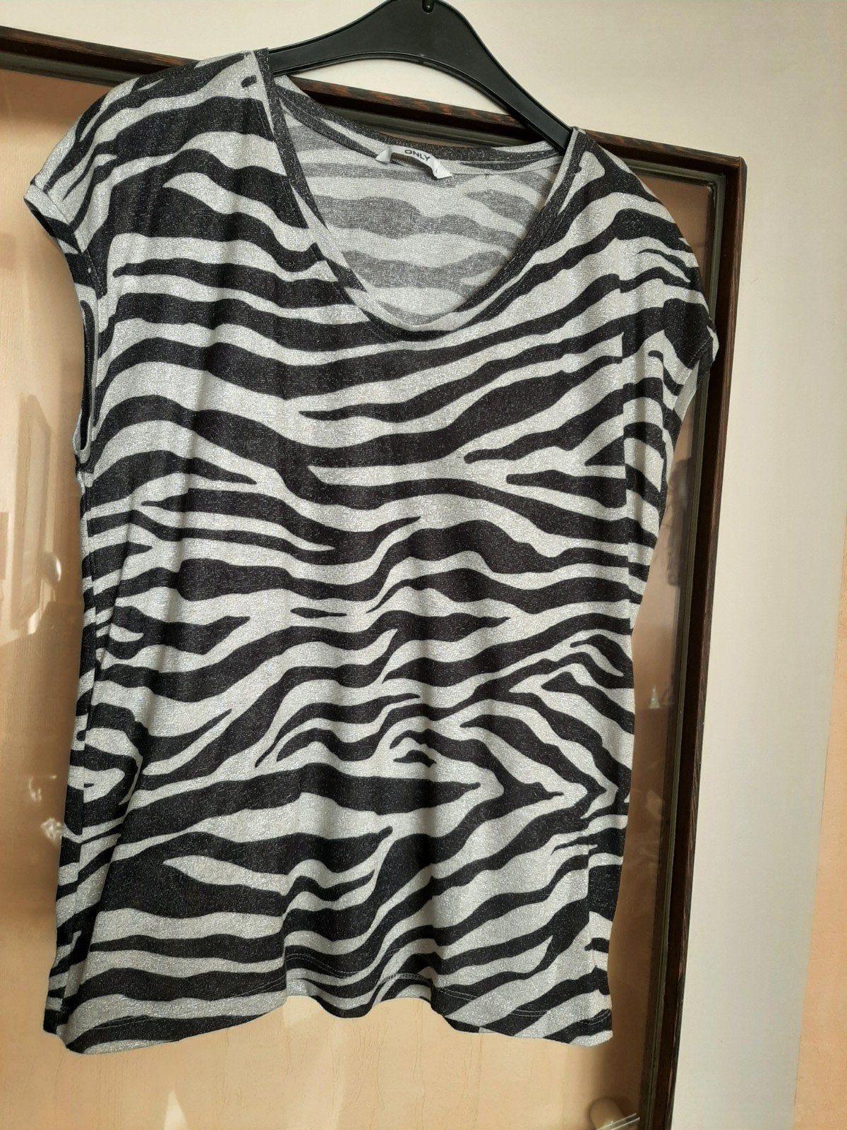 t-shirt uniquement, Taille 42/44 (L), Manches courtes, Only, Comme neuf