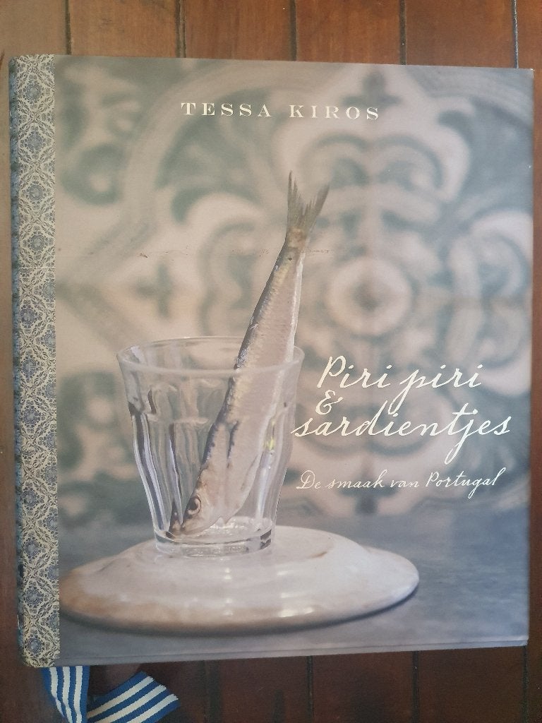 Kookboek piri piri & sardientjes. De smaak van Portugal., Livres, Livres de cuisine, Enlèvement ou Envoi, Comme neuf, Autres régions