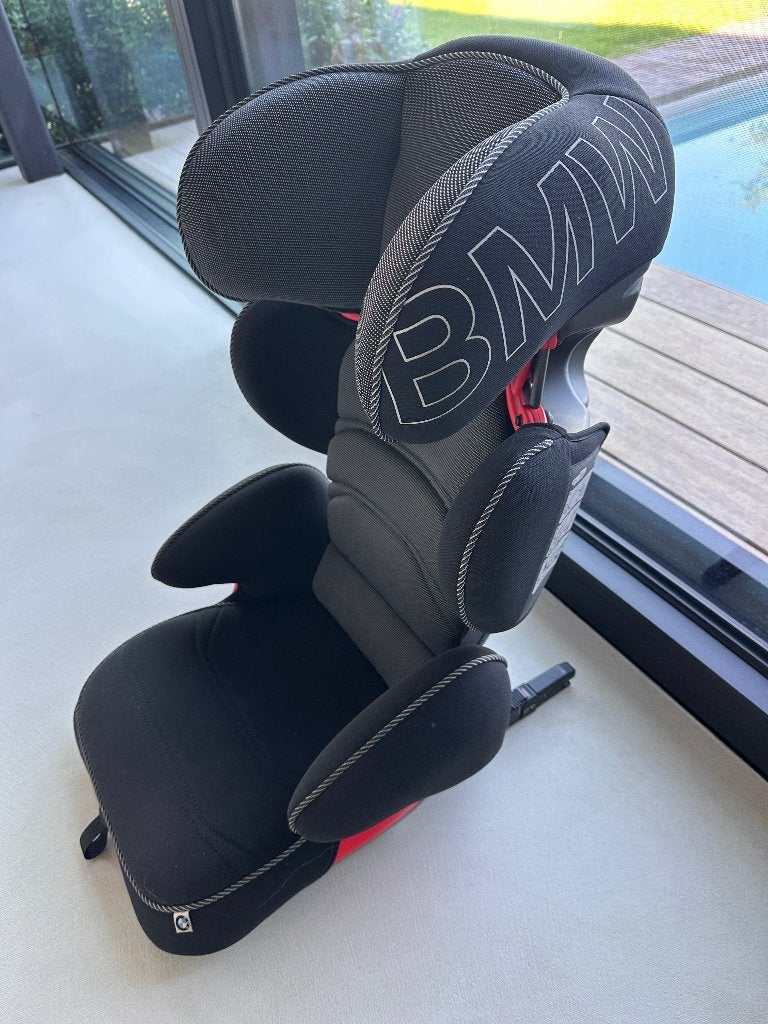 BMW autostoel, Kinderen en Baby's, 15 t/m 36 kg, Verstelbare rugleuning, Zo goed als nieuw, Isofix