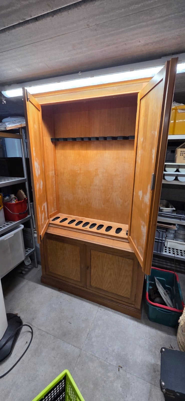 Armoire à arme -fusil, Enlèvement