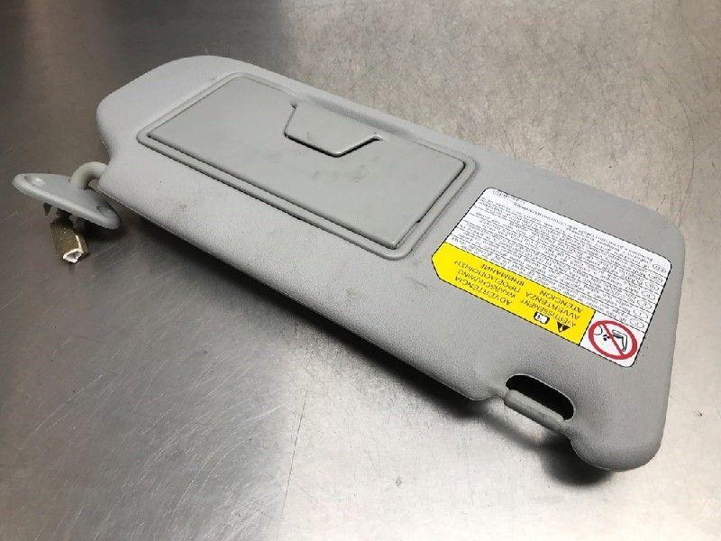 ZONNEKLEP Mitsubishi ASX (01-2010/03-2023), Auto-onderdelen, Gebruikt, Mitsubishi