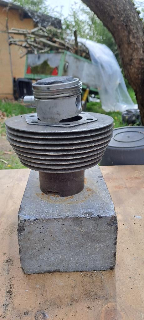 Cylindre à piston Guzzi 83 mm, Motos, Pièces | Oldtimers & Ancêtres, Enlèvement ou Envoi, Utilisé