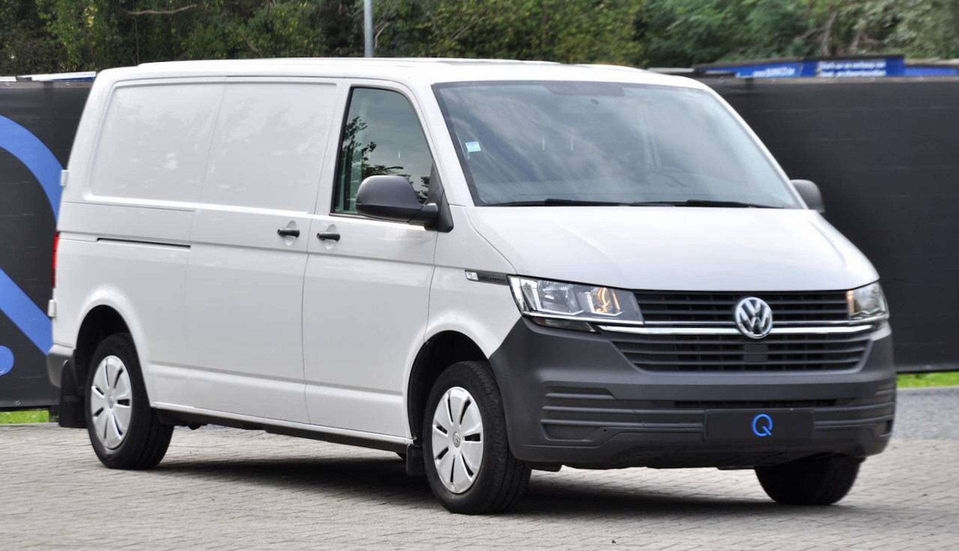 Volkswagen T6.1 Transporter BTW LANGE UITVOERING TREKHAAK CA, Autos, Système audio, Achat, Entreprise, 2 places