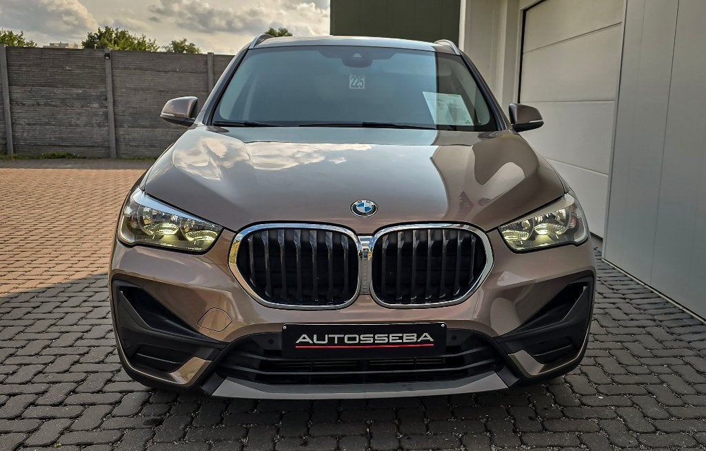 BMW X1 2.0dAS 18AdBlue **66.000km** GARANTIE, Auto's, Dealer onderhouden, Stof, 1995 cc, Euro 6