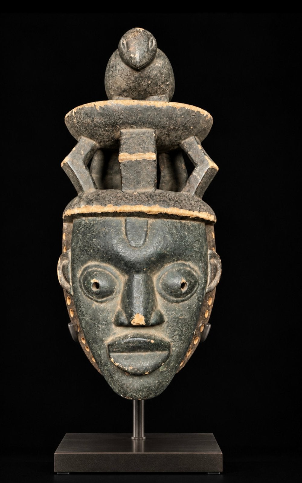 Antiek/Vintage houten masker uit de Ogoni-traditie Nigeria, Hout, Afrika, Handgemaakt, Ophalen of Verzenden