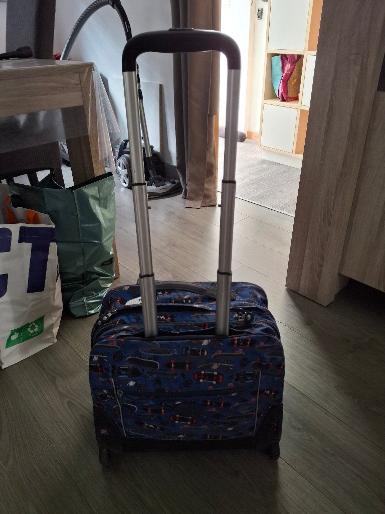 Ensemble kipling, Enlèvement, Utilisé