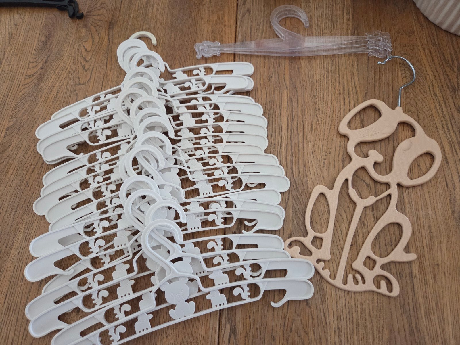 Lot kledinghangers voor kleine honden, Animaux & Accessoires, Accessoires pour chiens, Autres marques, Enlèvement ou Envoi, Utilisé