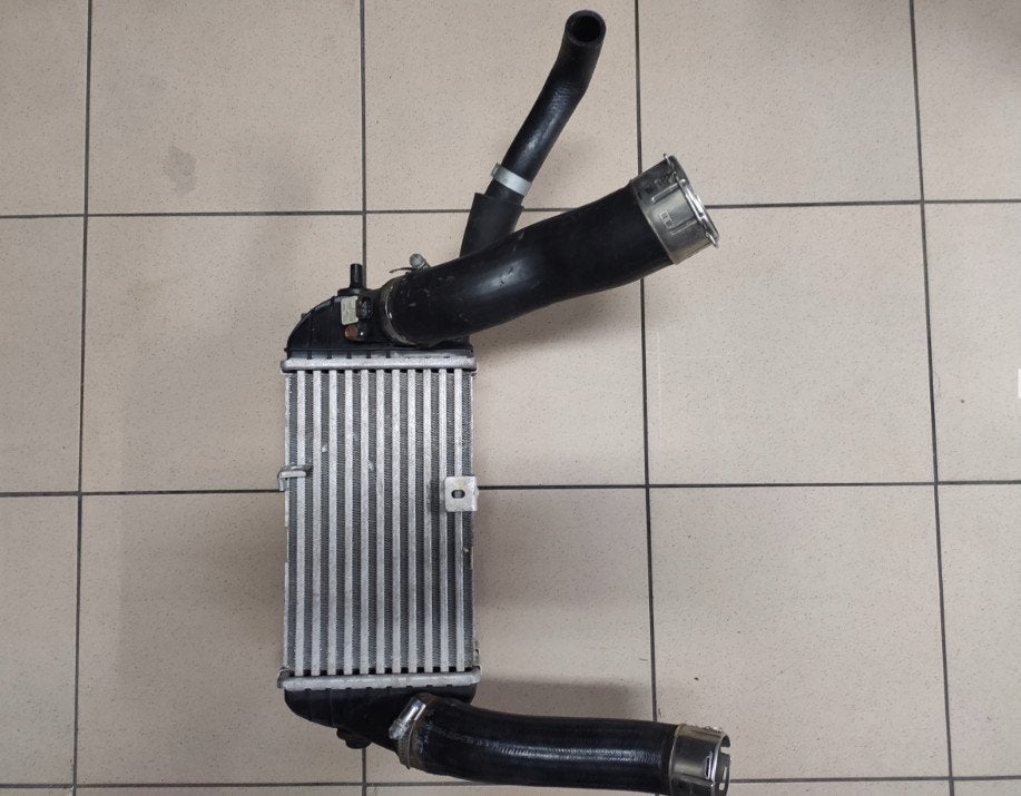 Kit de refroidissement pour intercooler HYUNDAI I20 III BAYO, Autos : Pièces & Accessoires, Heolleung-ro 12
06797  Seoul, Info@hyundai.com