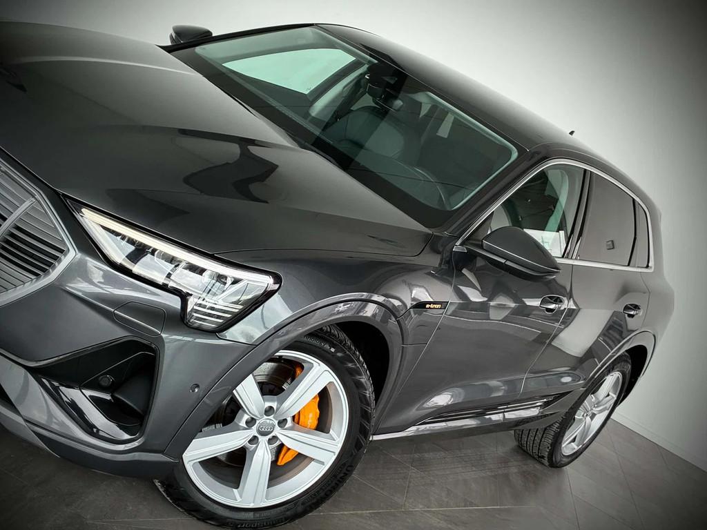 Audi e-tron 50 Quattro S-LINE-1ERPRO-COCKPIT-GPS-CUIR-CAEMRA, Auto's, Automaat, 230 kW, Gebruikt, Zwart