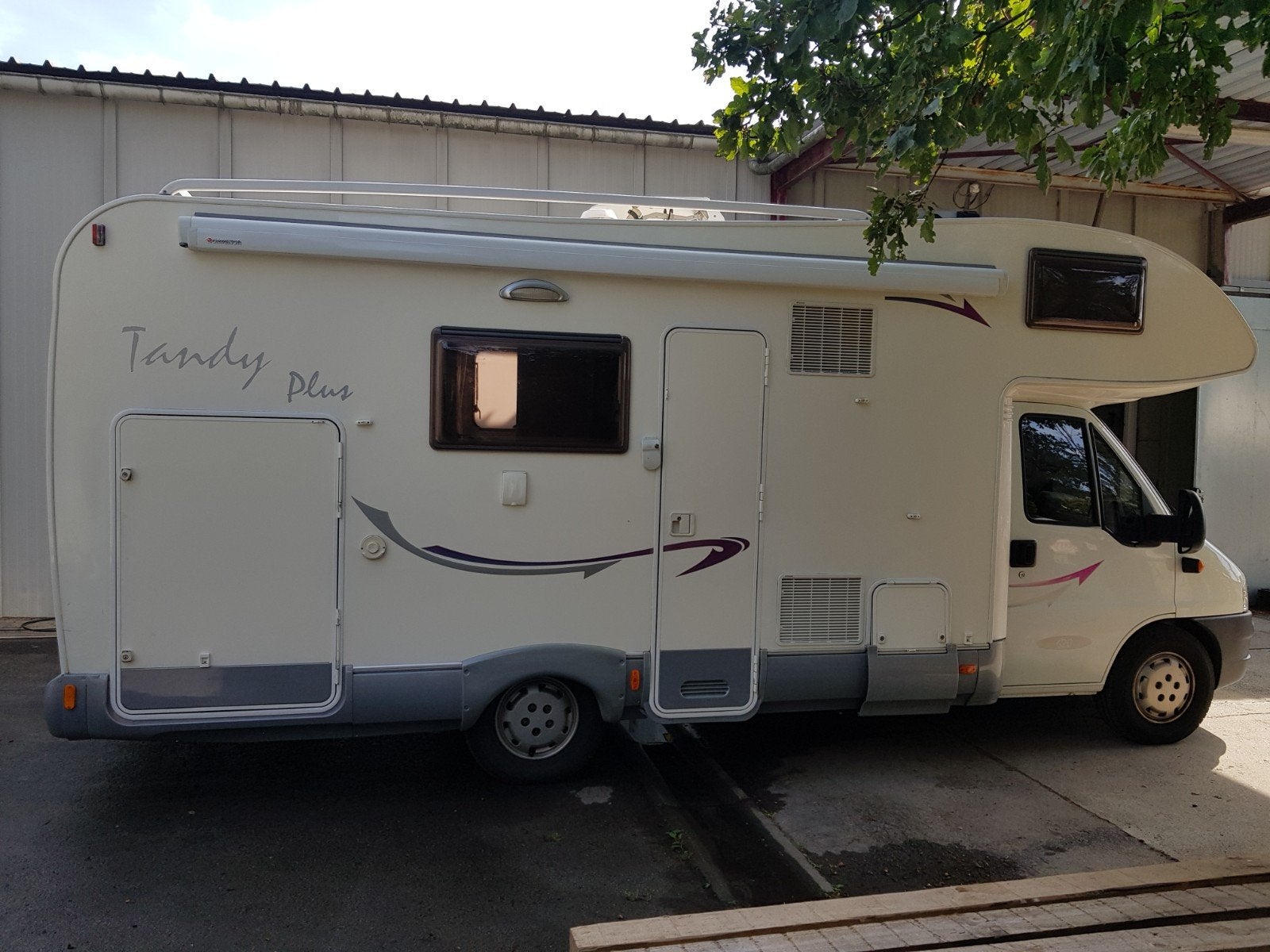 MC Louis Tandy ️ sur Fiat Ducato 2.8 jtd, Douche, Fiat, Boîte manuelle, Diesel